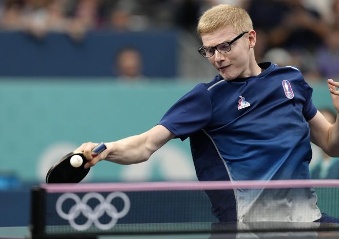 攻和稳健的 攻和稳健的